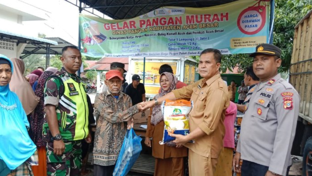 Warga Gampong Baet Mesjid Kemukiman Sibreh Kecamatan Sukamakmur Aceh Besar, antusias belanja pangan 