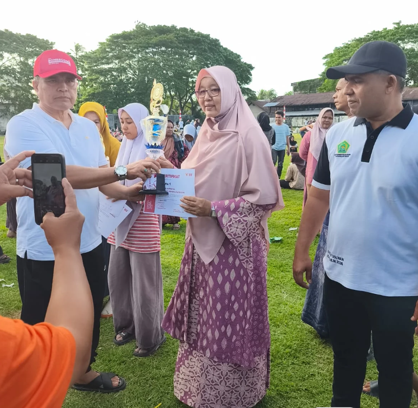 Madrasah Ibtidaiyah Negeri (MIN) 5 ABES kembali menorehkan prestasi gemilang dengan meraih Juara 1 K